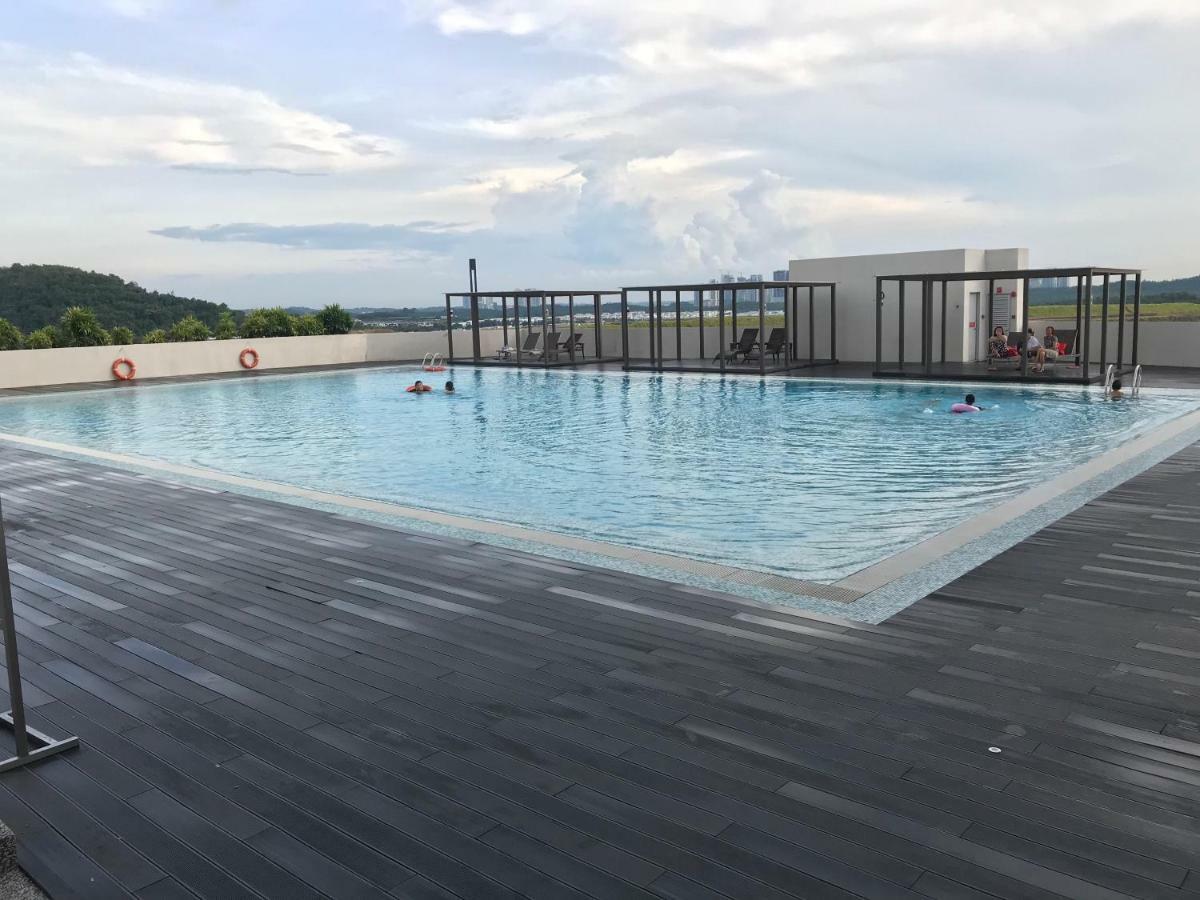 Js Homestay@Iskandar Puteri, Nusajaya Нусаяя Екстер'єр фото